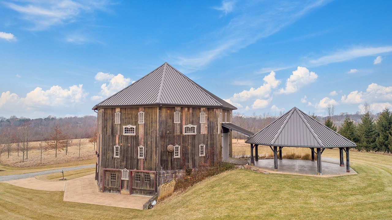 Photo of Outdoor in North Industry