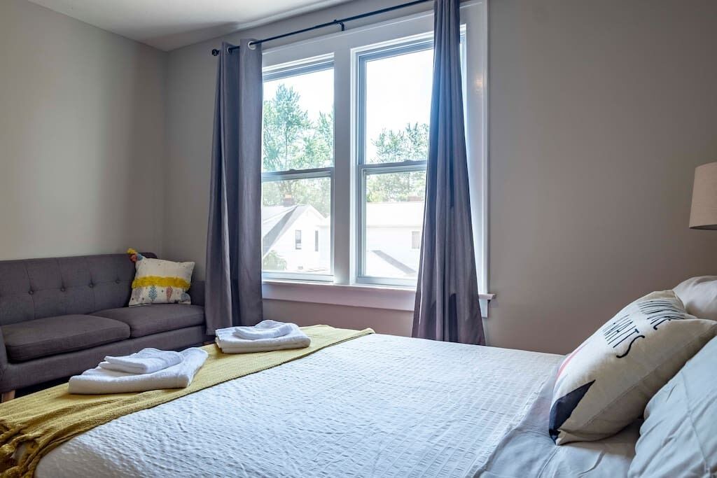 Photo of Bedroom in Old North Columbus