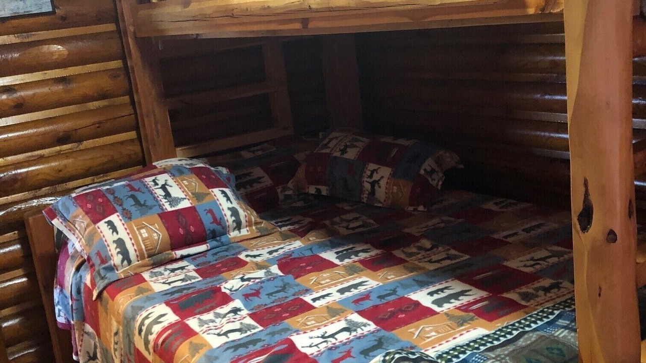 Photo of Bedroom in Millersport