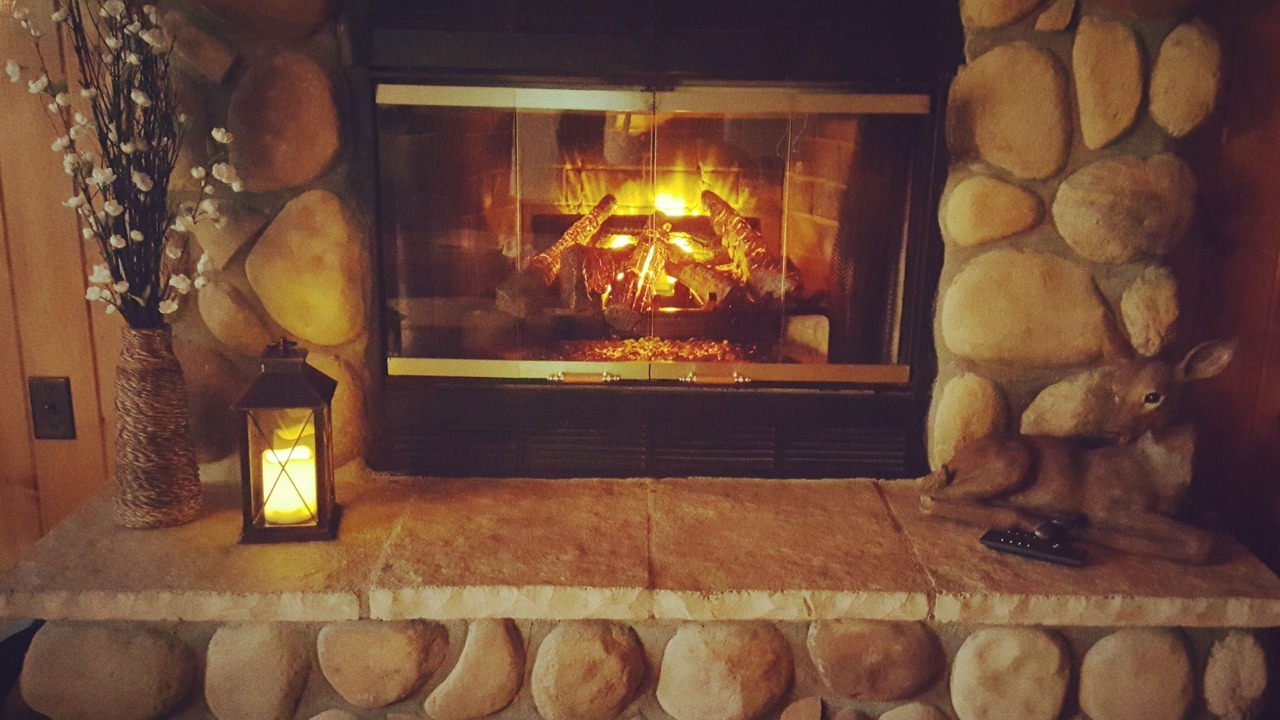 Photo of Livingroom in Sugar Grove