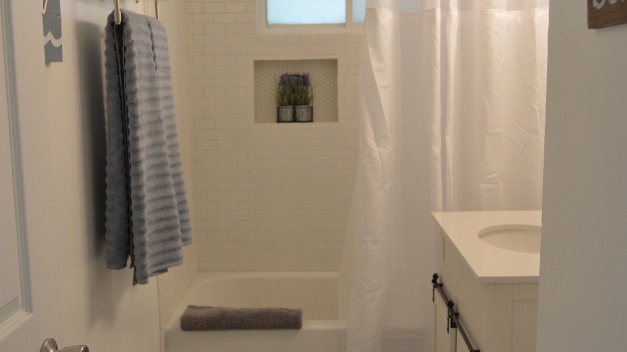 Photo of Bathroom in Hillsboro