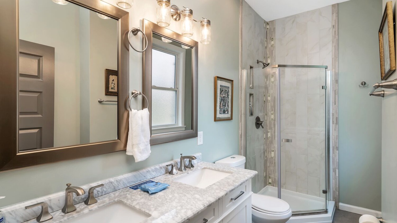 Photo of Bathroom in Mount Auburn