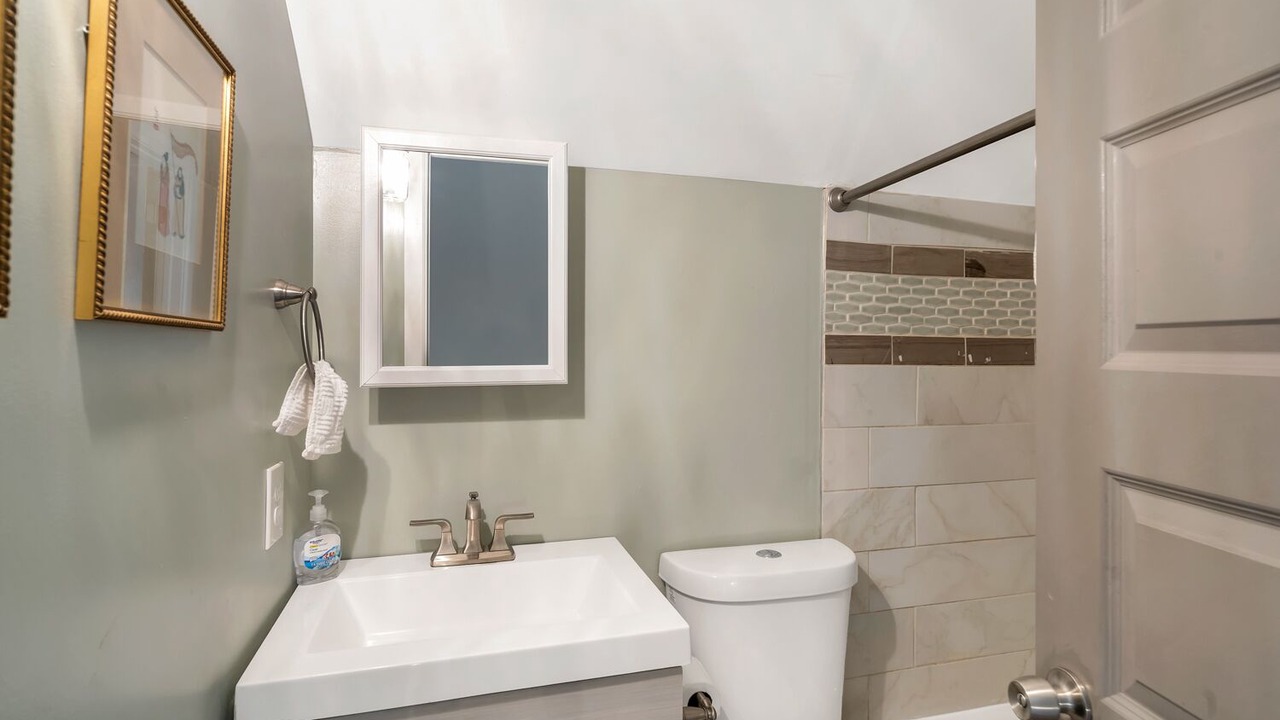 Photo of Bathroom in Mount Auburn