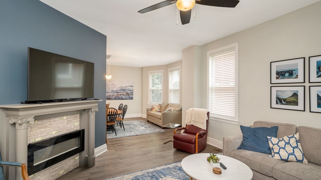 Photo of Livingroom in Mount Auburn