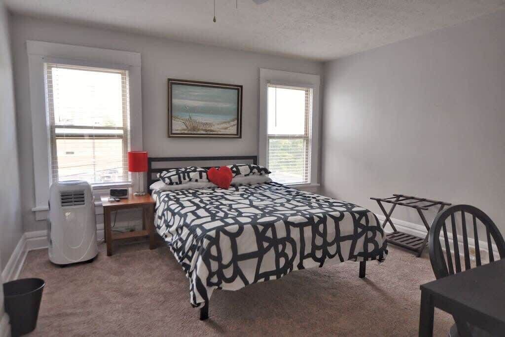 Photo of Bedroom in Olde Towne East