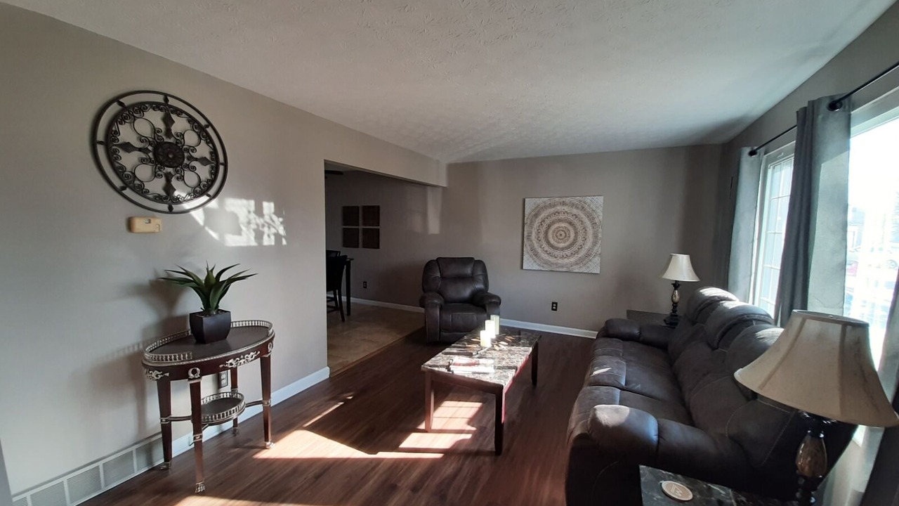 Photo of Livingroom in Reynoldsburg