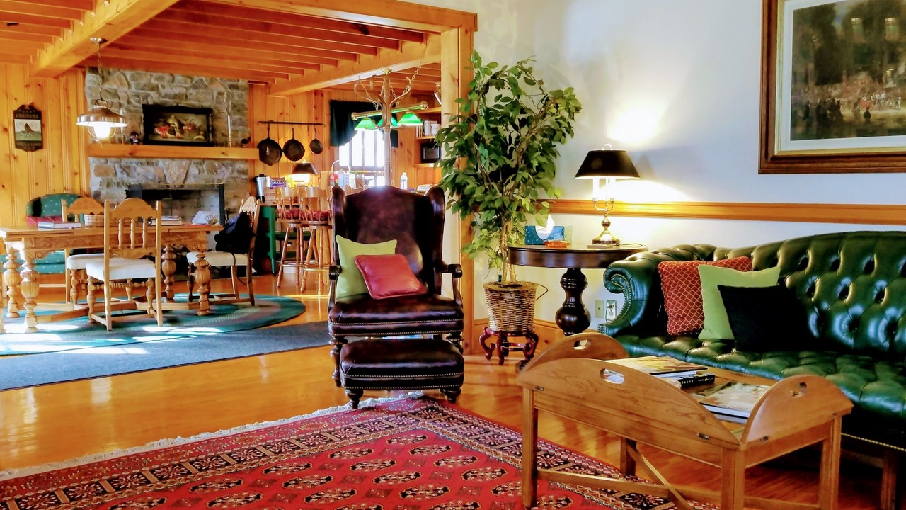 Photo of Livingroom in Long Bottom