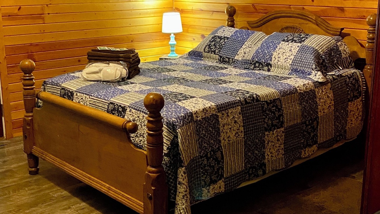 Photo of Bedroom in East Fultonham