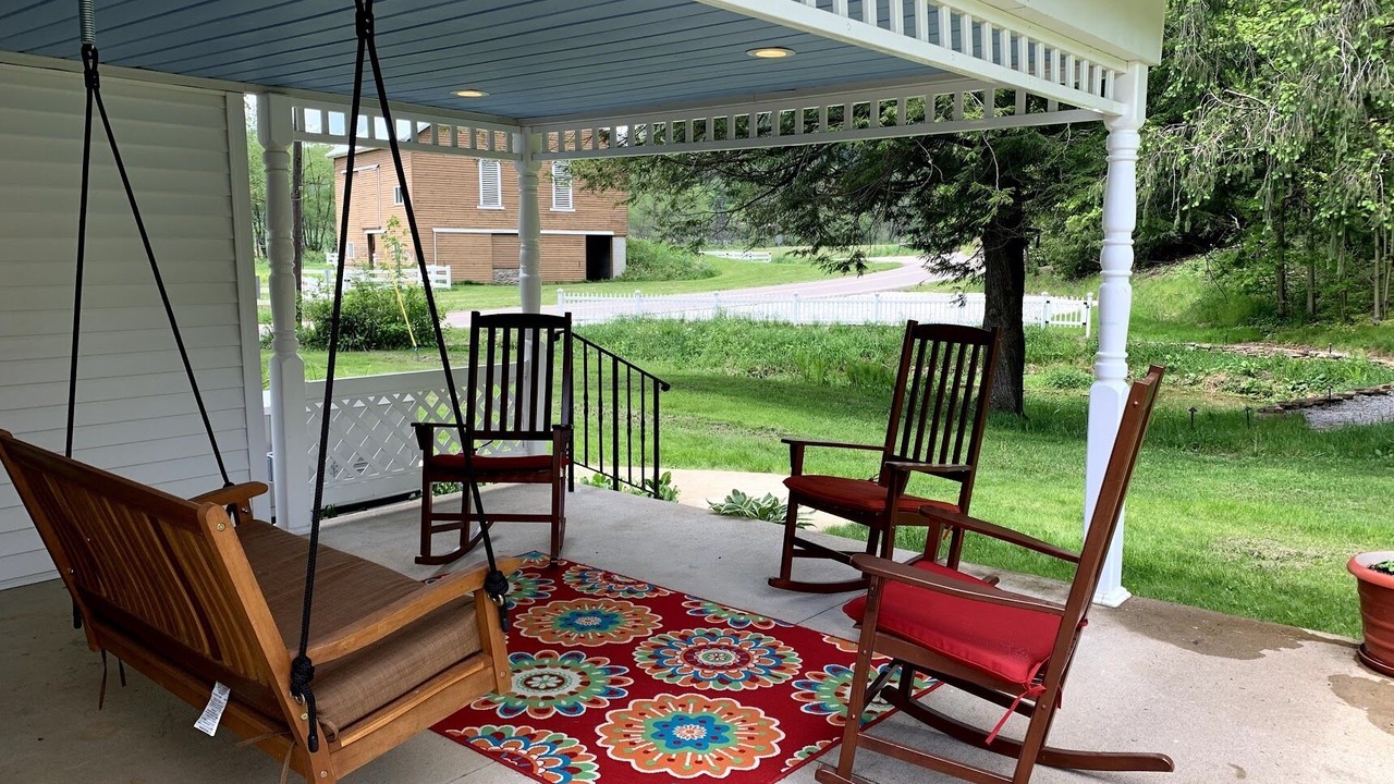 Photo of Patio Balcony in Glenmont