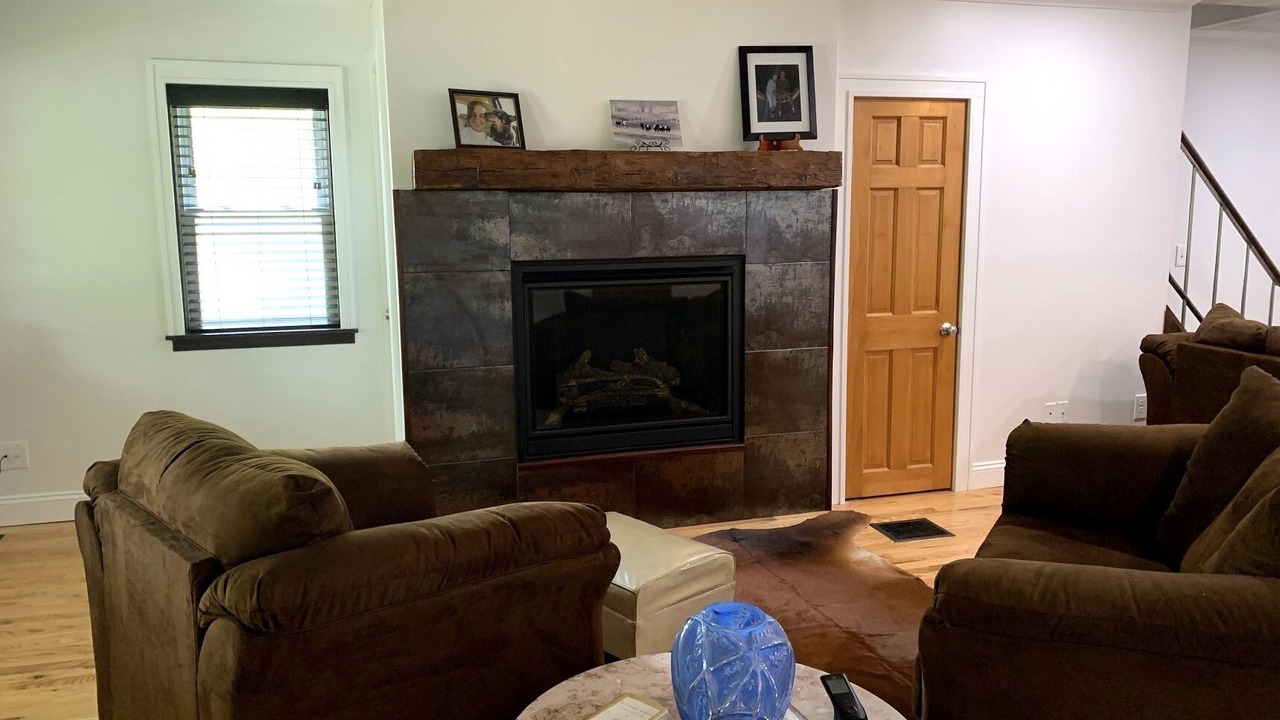 Photo of Livingroom in Glenmont