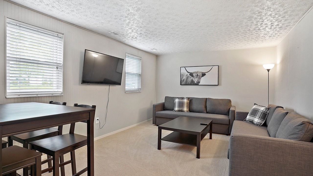 Photo of Livingroom in Gahanna