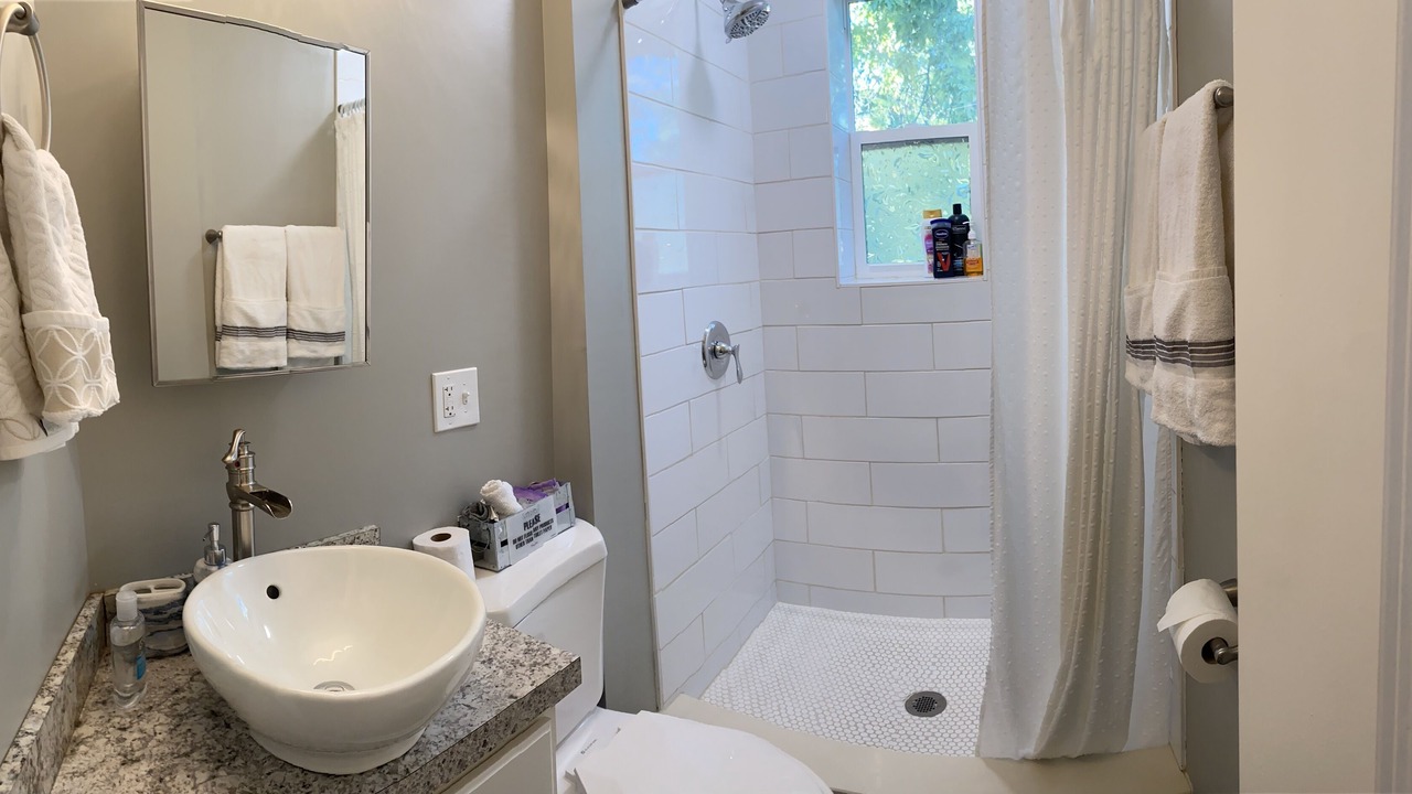 Photo of Bathroom in West Columbus