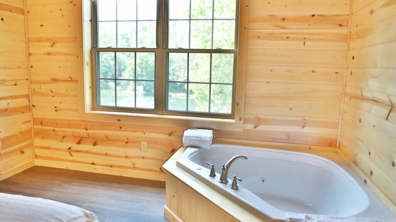 Photo of Bedroom in Millersburg