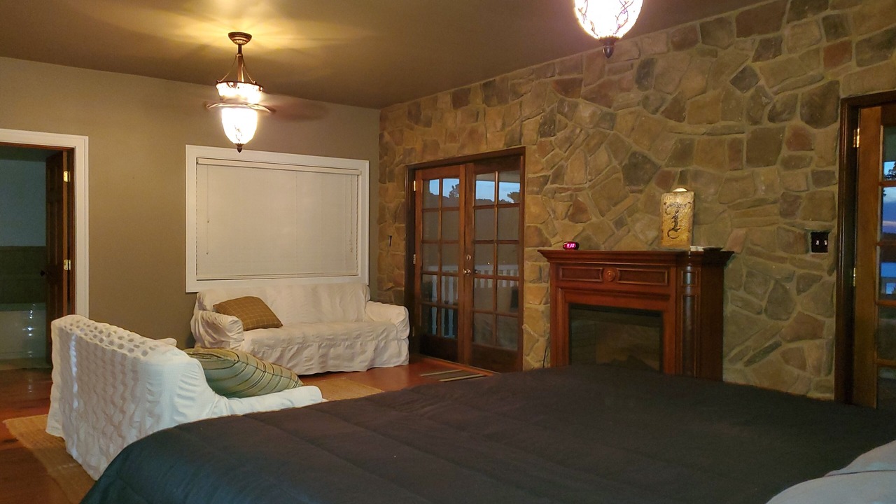Photo of Bedroom in Senecaville
