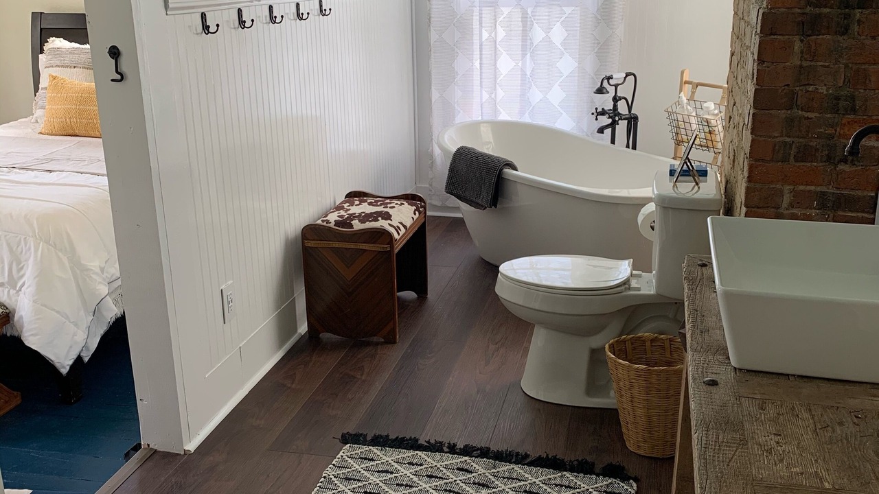 Photo of Bathroom in Deersville