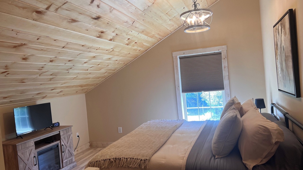 Photo of Bedroom in Loudonville