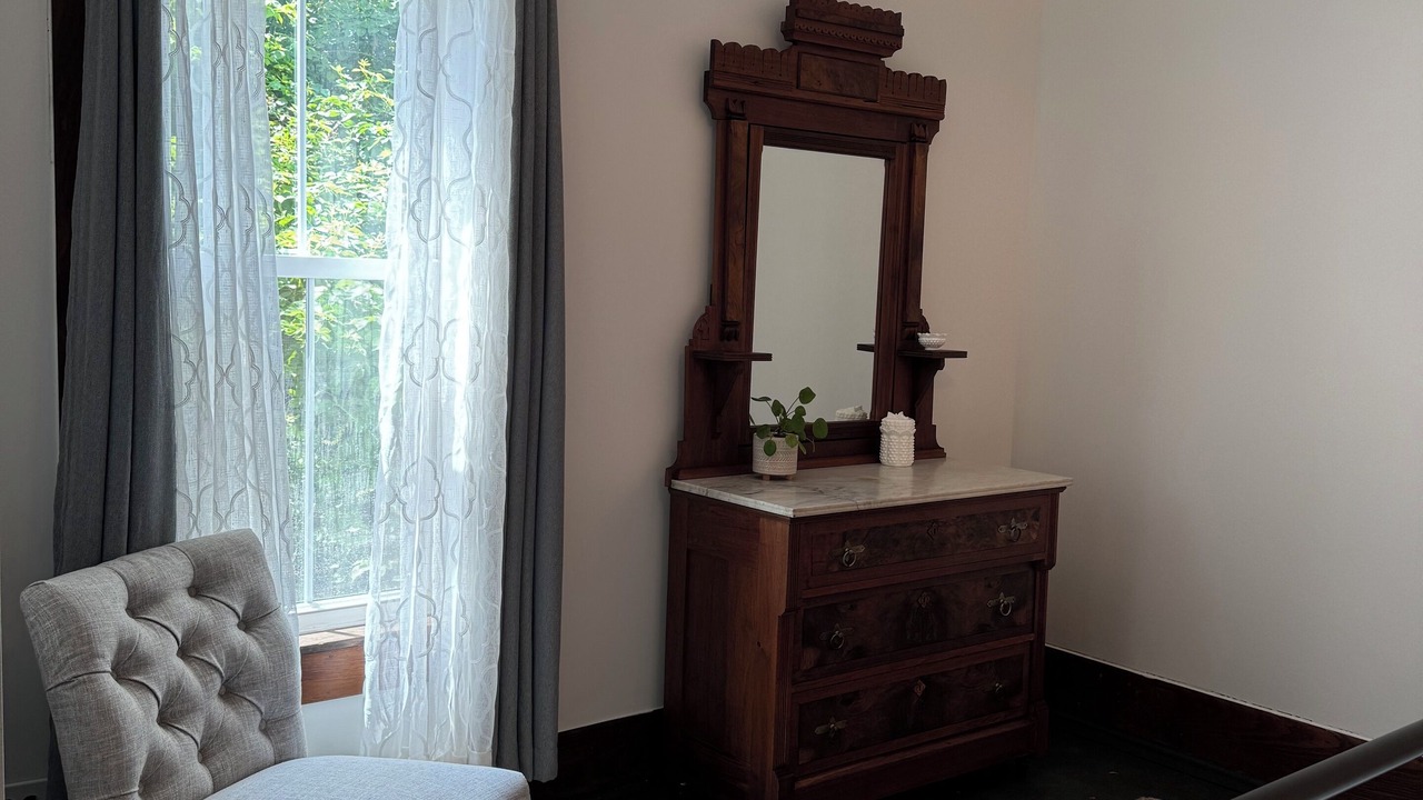 Photo of Bedroom in Frazeysburg