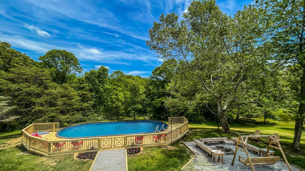 Photo of Outdoor in Nelsonville
