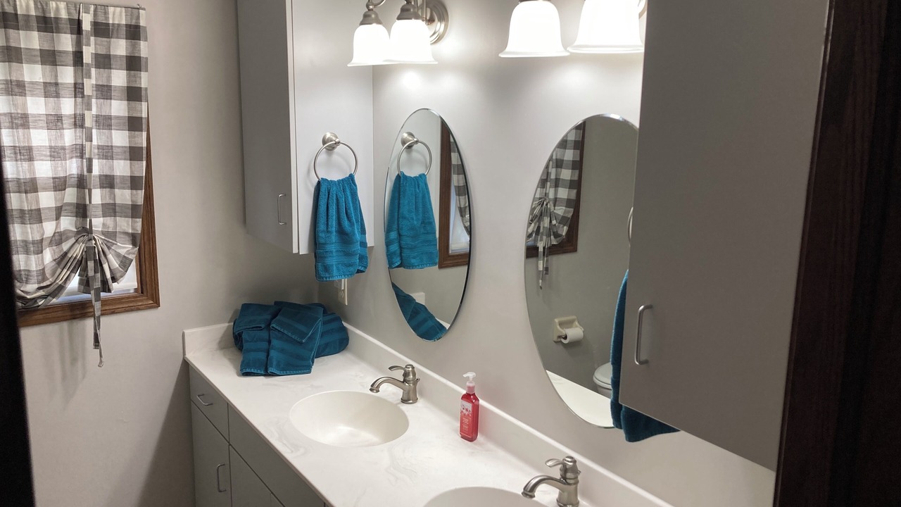Photo of Bathroom in Kidron