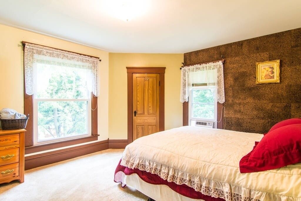 Photo of Bedroom in Tallmadge