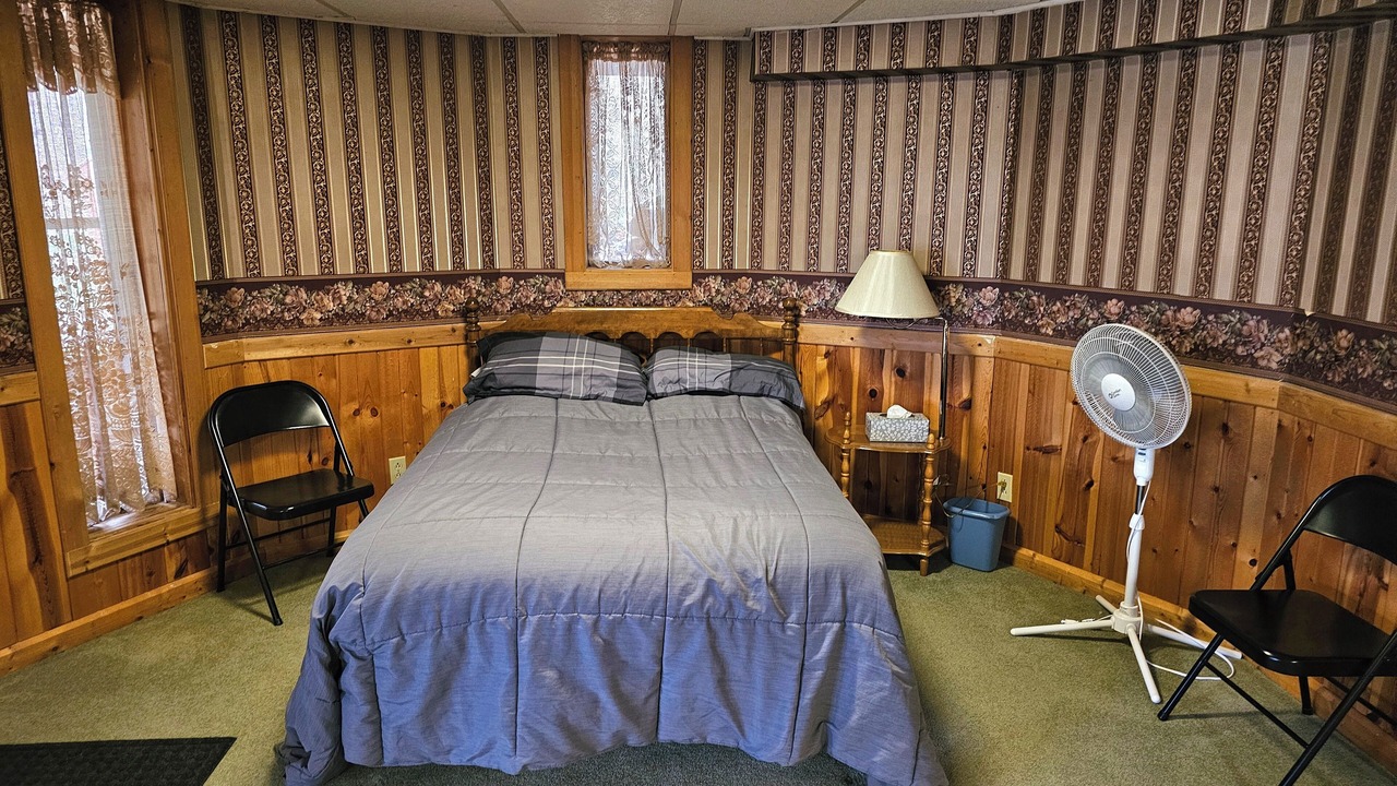 Photo of Bedroom in Kimbolton