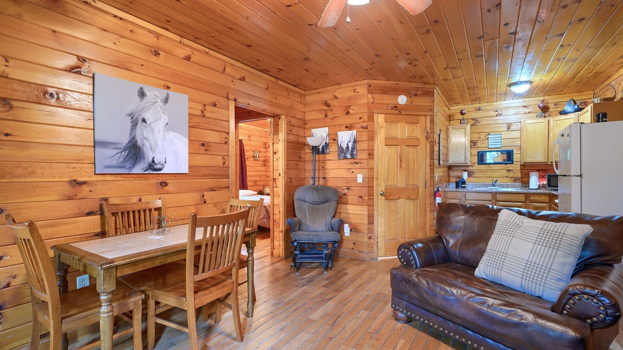 Photo of Livingroom in Logan