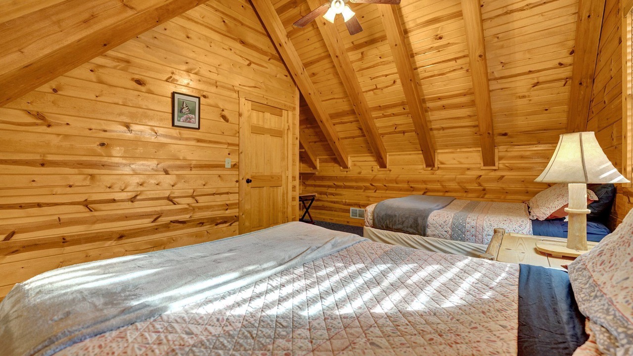 Photo of Bedroom in Sugar Grove