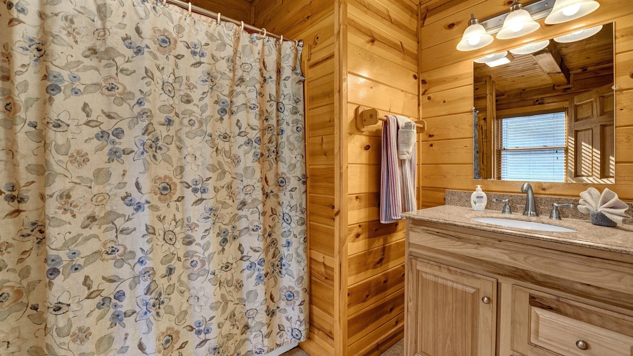 Photo of Bathroom in Sugar Grove