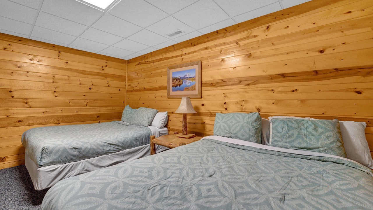 Photo of Bedroom in Sugar Grove