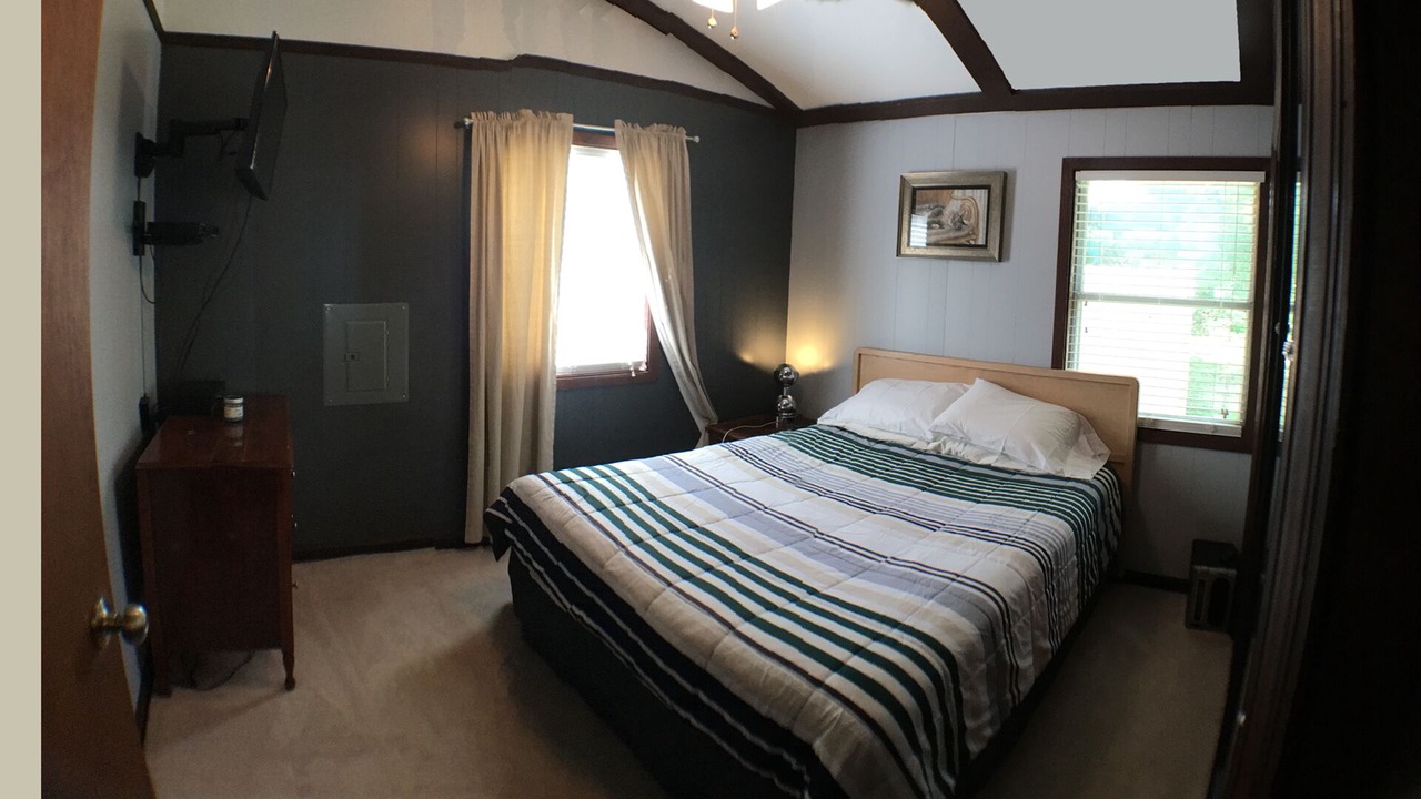 Photo of Bedroom in Glouster