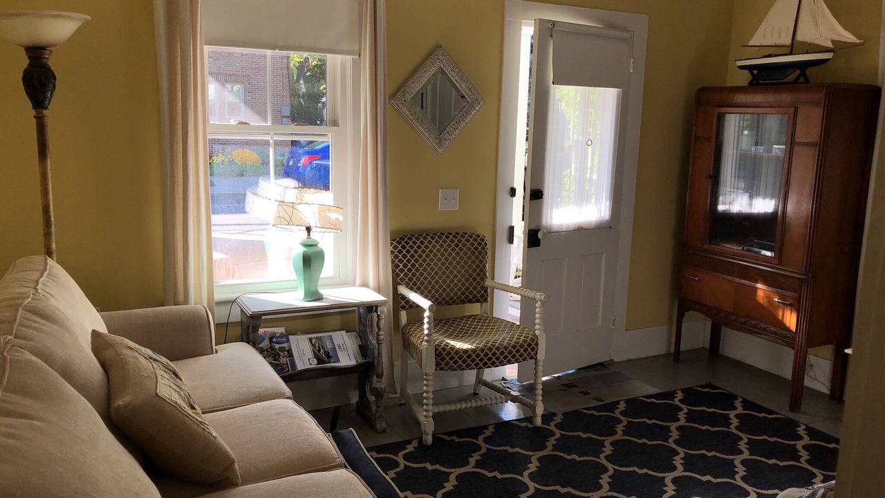 Photo of Livingroom in Lakeside