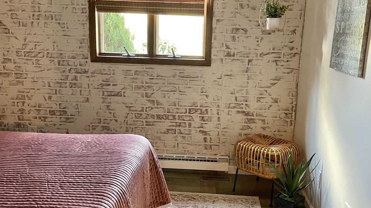 Photo of Bedroom in Beach City