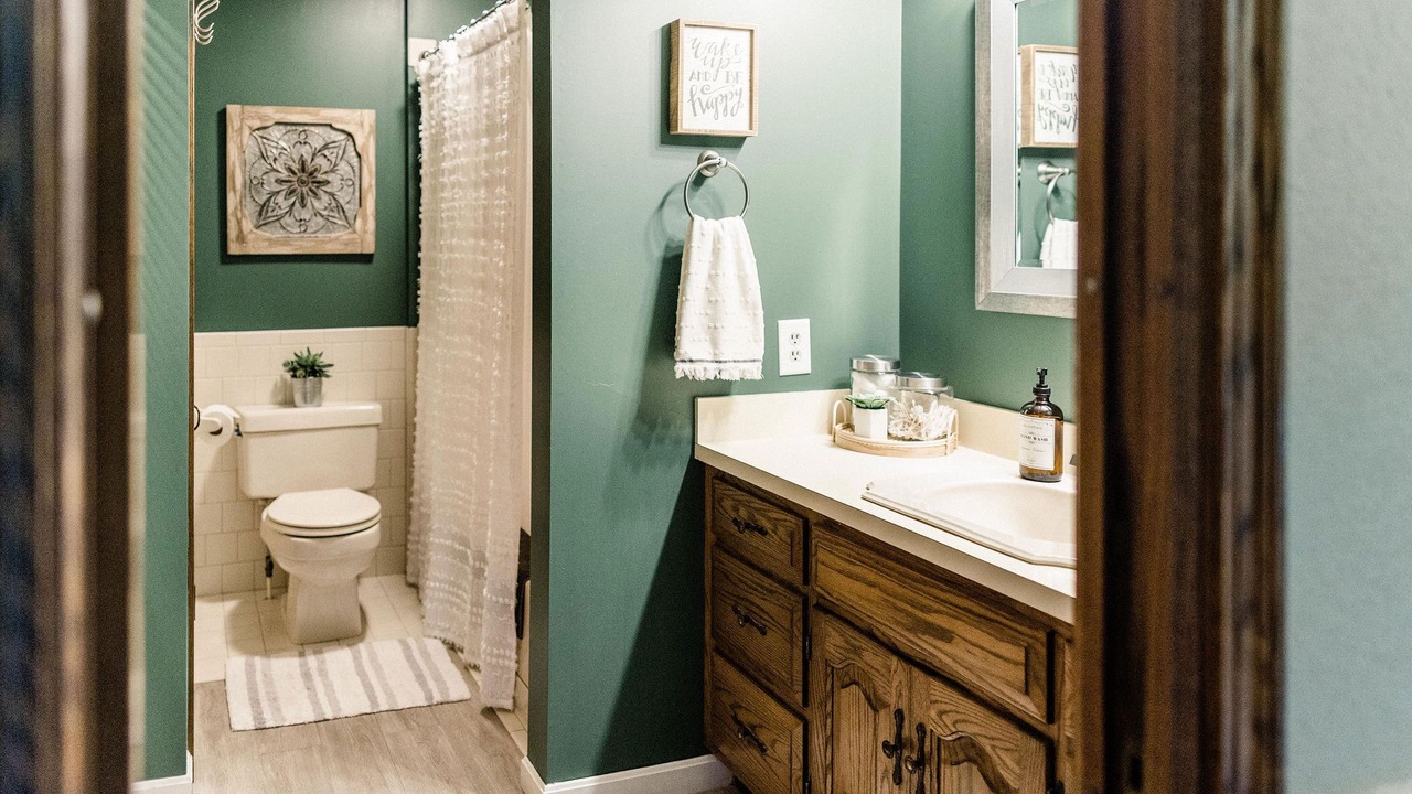 Photo of Bathroom in Beach City