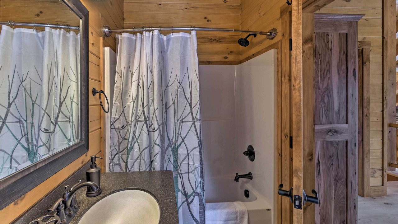 Photo of Bathroom in Bladensburg