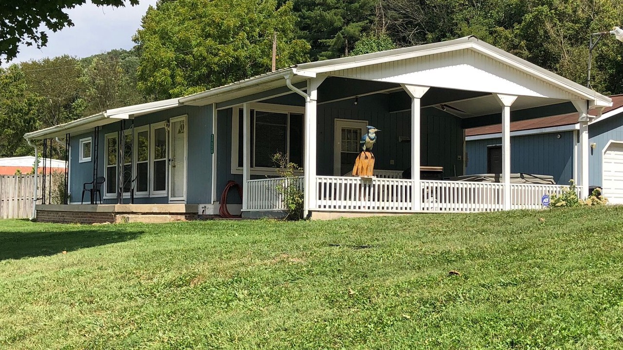 Photo of Outdoor in Nelsonville