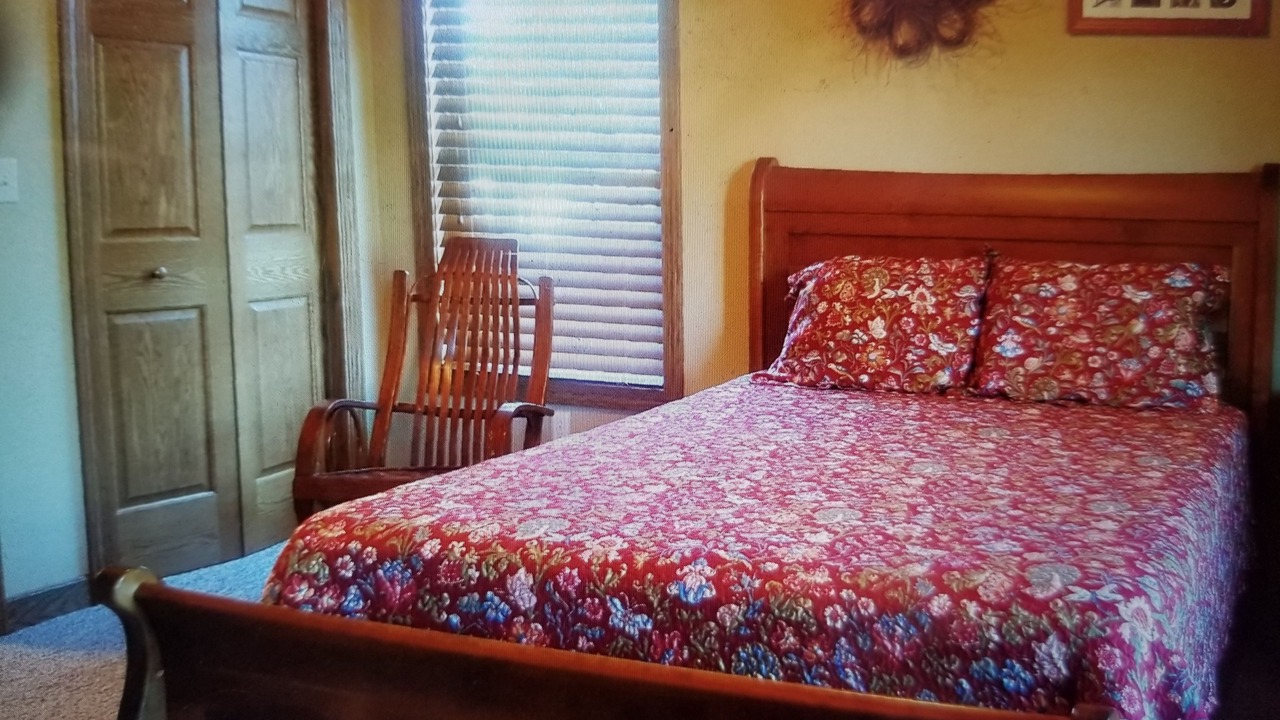 Photo of Bedroom in Millersburg