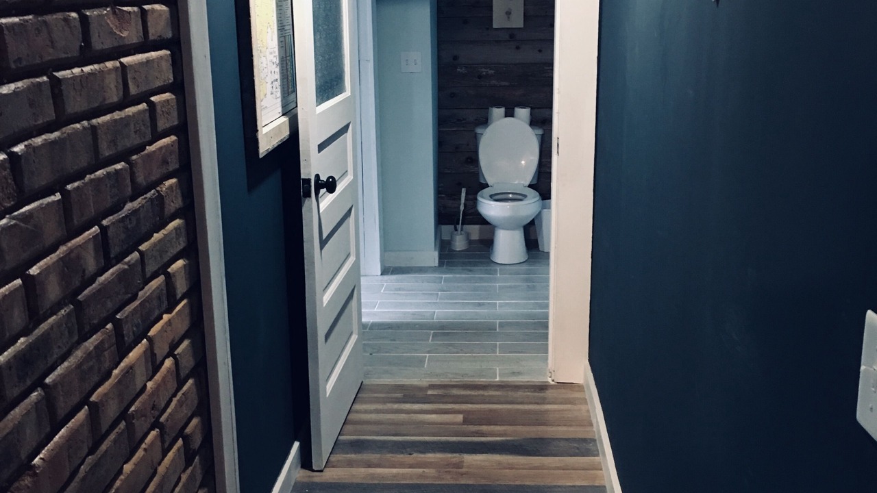 Photo of Bathroom in Nelsonville