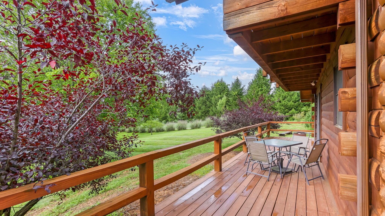 Photo of Patio Balcony in Nelsonville