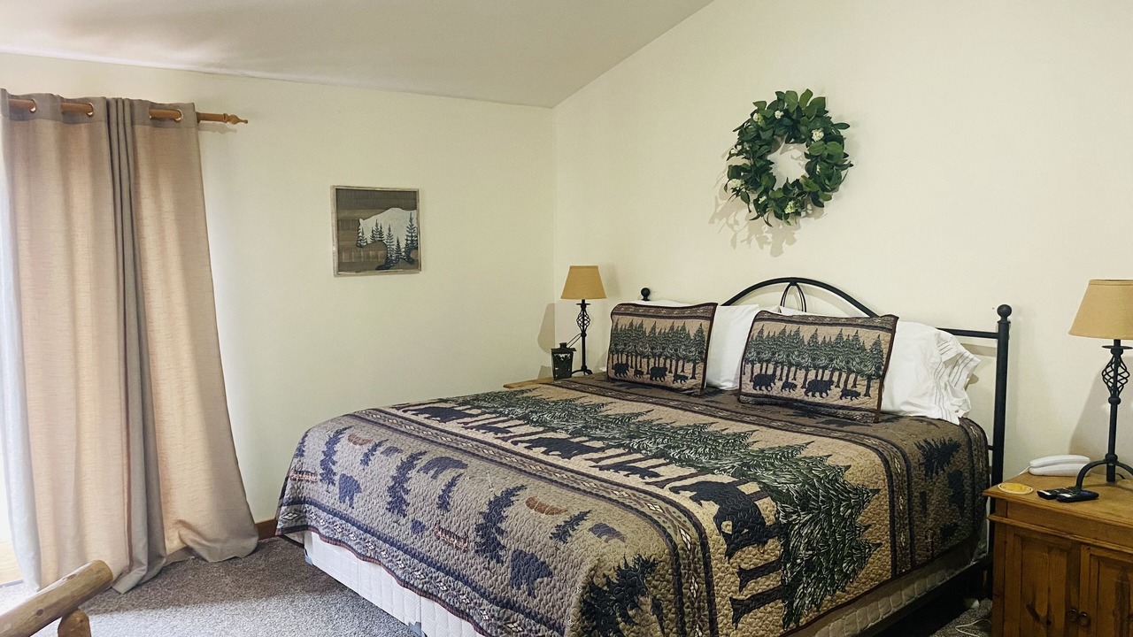 Photo of Bedroom in Logan