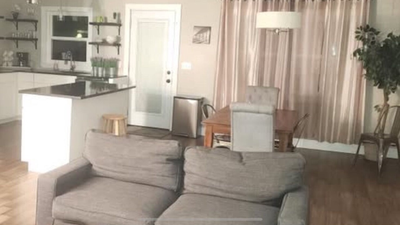 Photo of Livingroom in Cortland