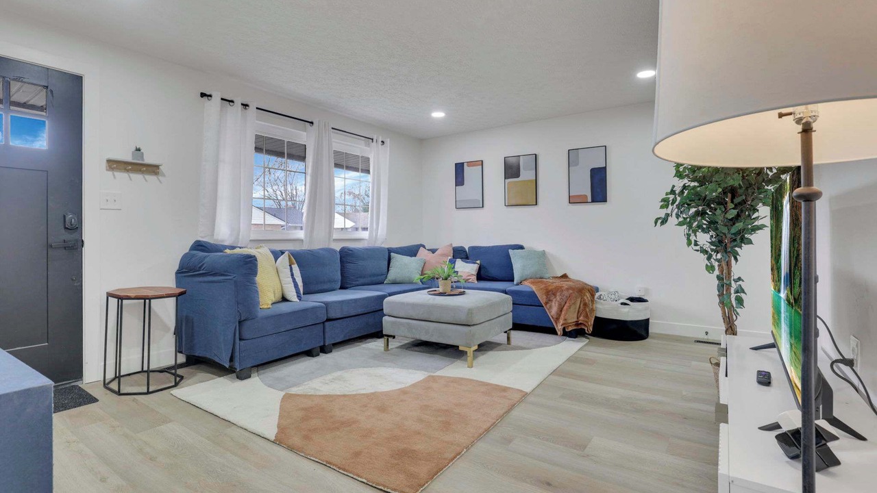 Photo of Livingroom in Reynoldsburg