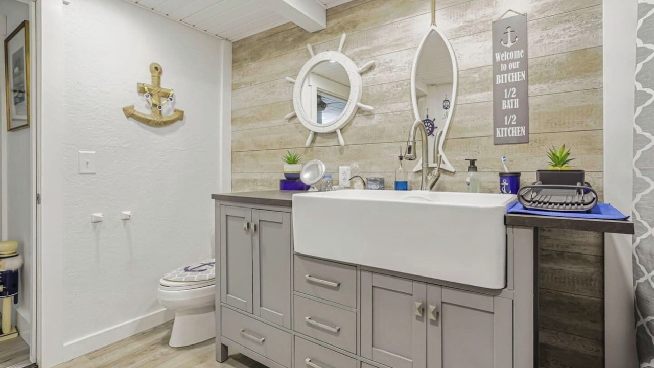 Photo of Bathroom in Nashport
