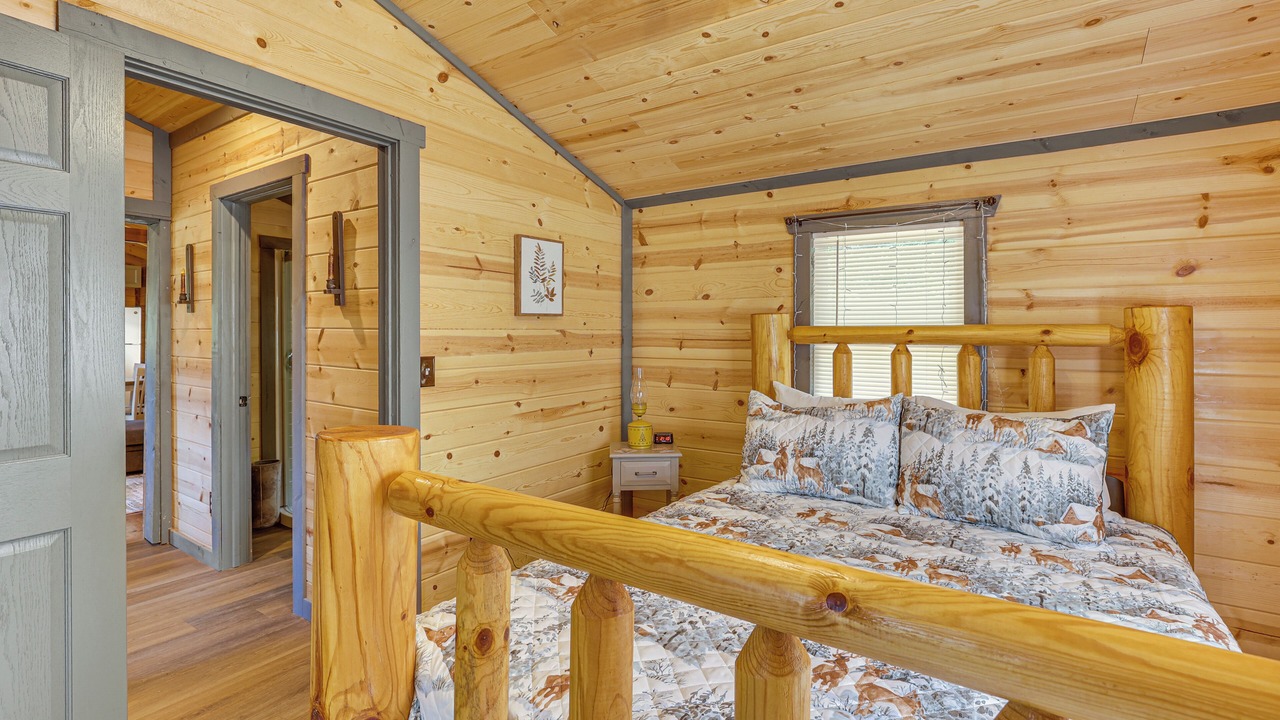 Photo of Bedroom in Zanesville