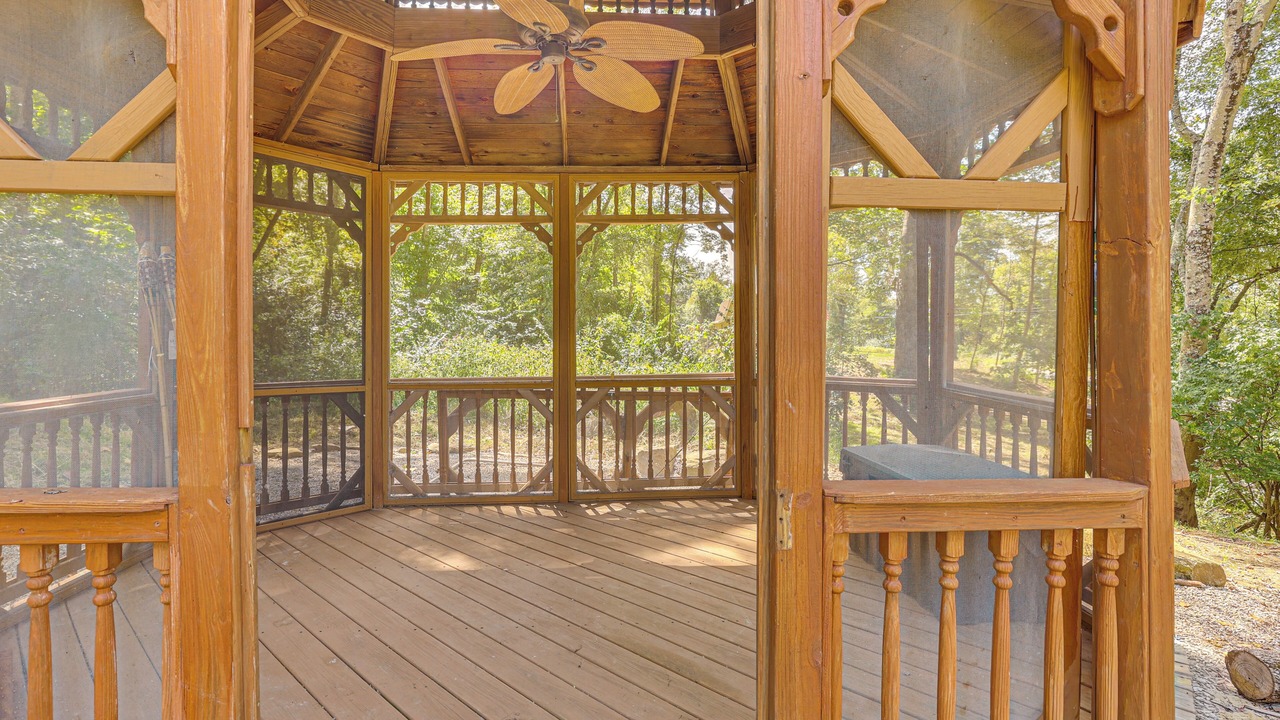 Photo of Patio Balcony in Zanesville