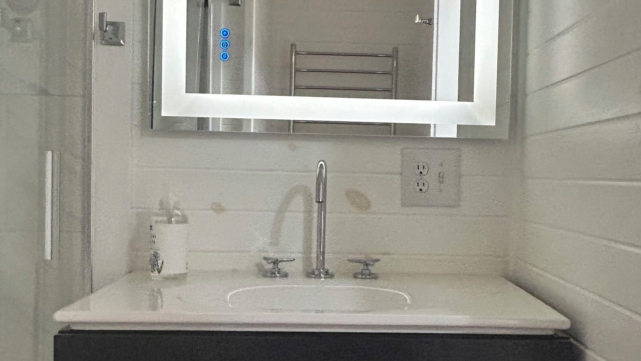 Photo of Bathroom in Senecaville