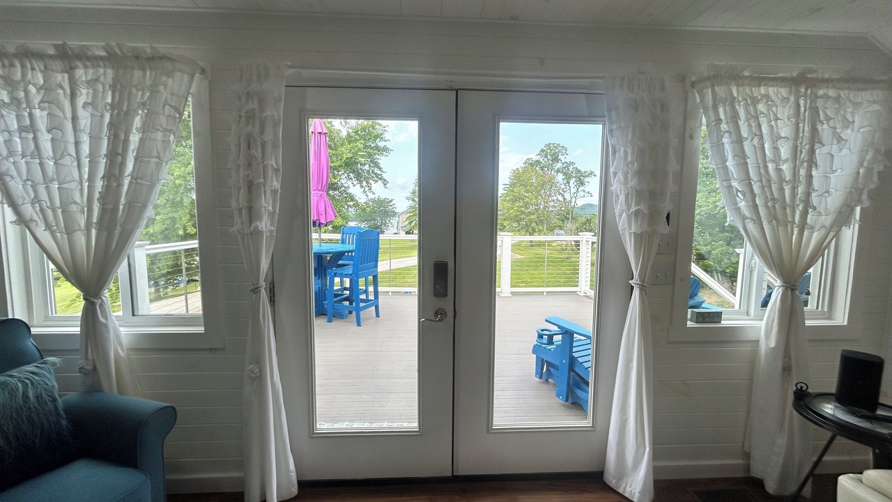 Photo of Bedroom in Senecaville