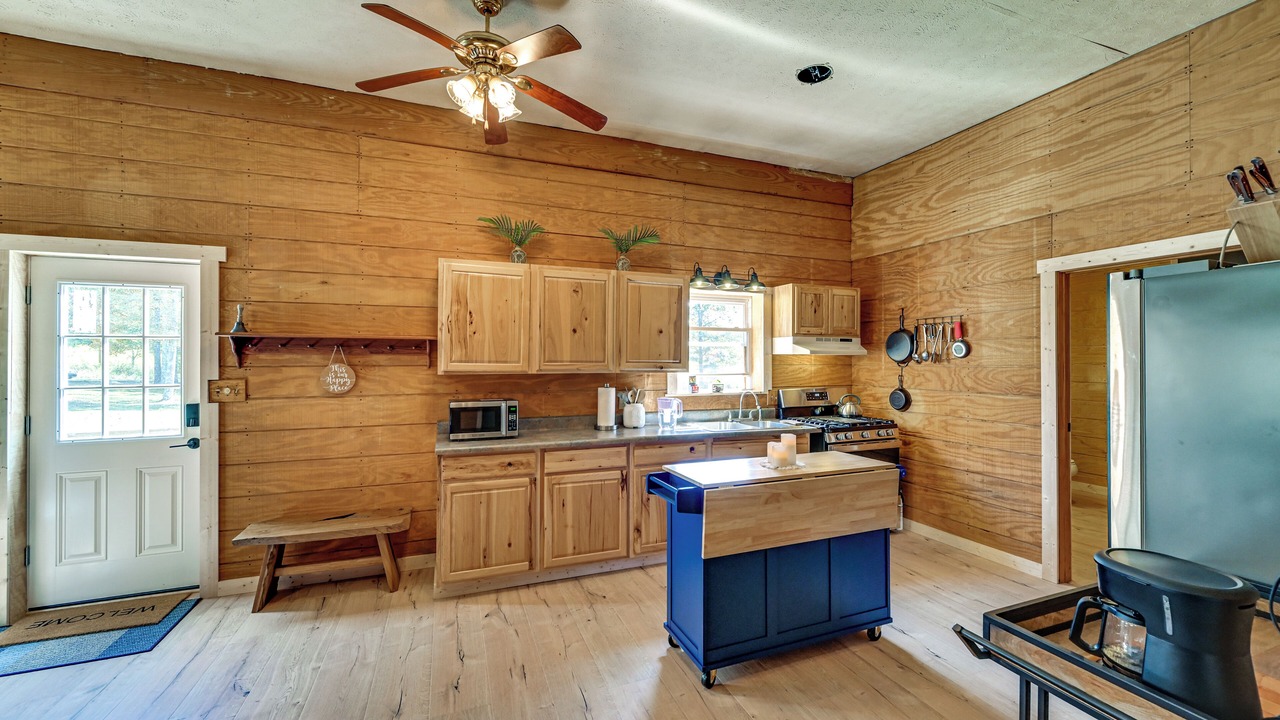 Photo of Kitchen in Sycamore Valley