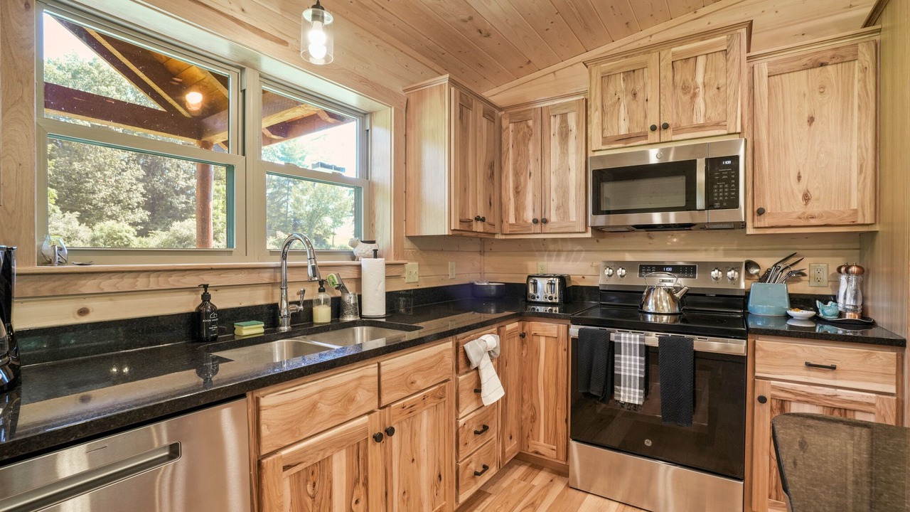 Photo of Kitchen in McArthur