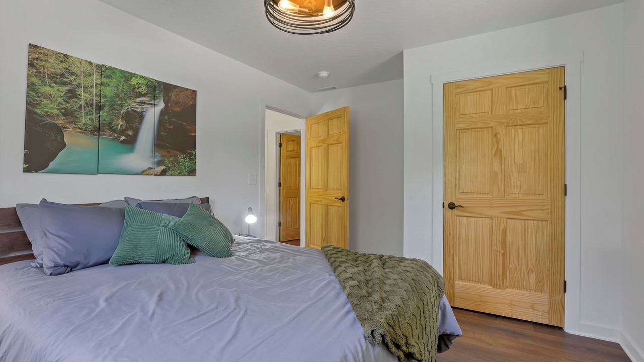 Photo of Bedroom in Logan