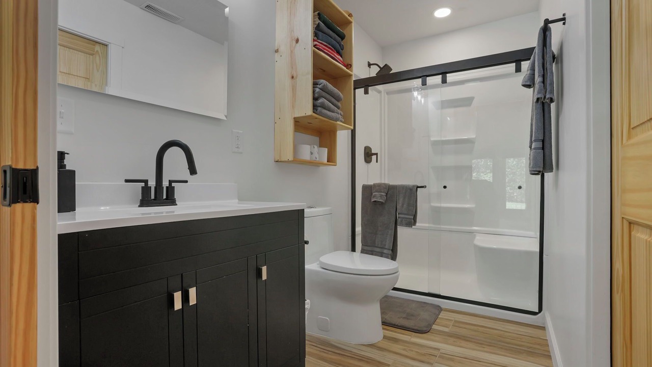 Photo of Bathroom in Logan